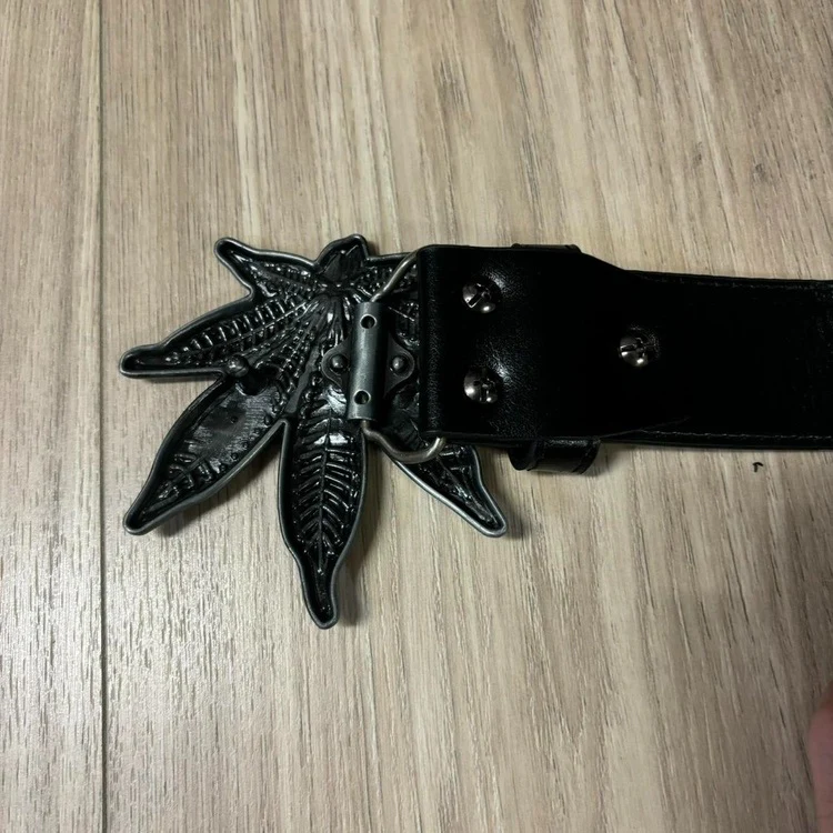 0437 - Weed Plant Buckle Belt - Image 3