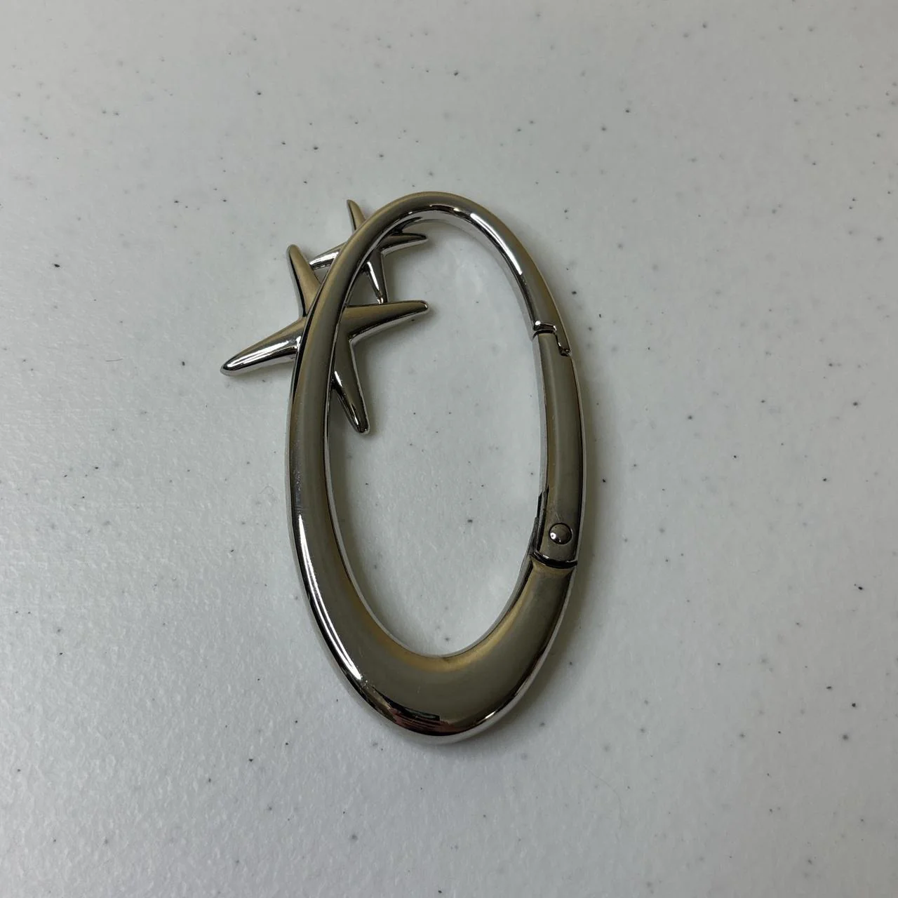 0592 - Double Star Steel Carabiner - Image 2