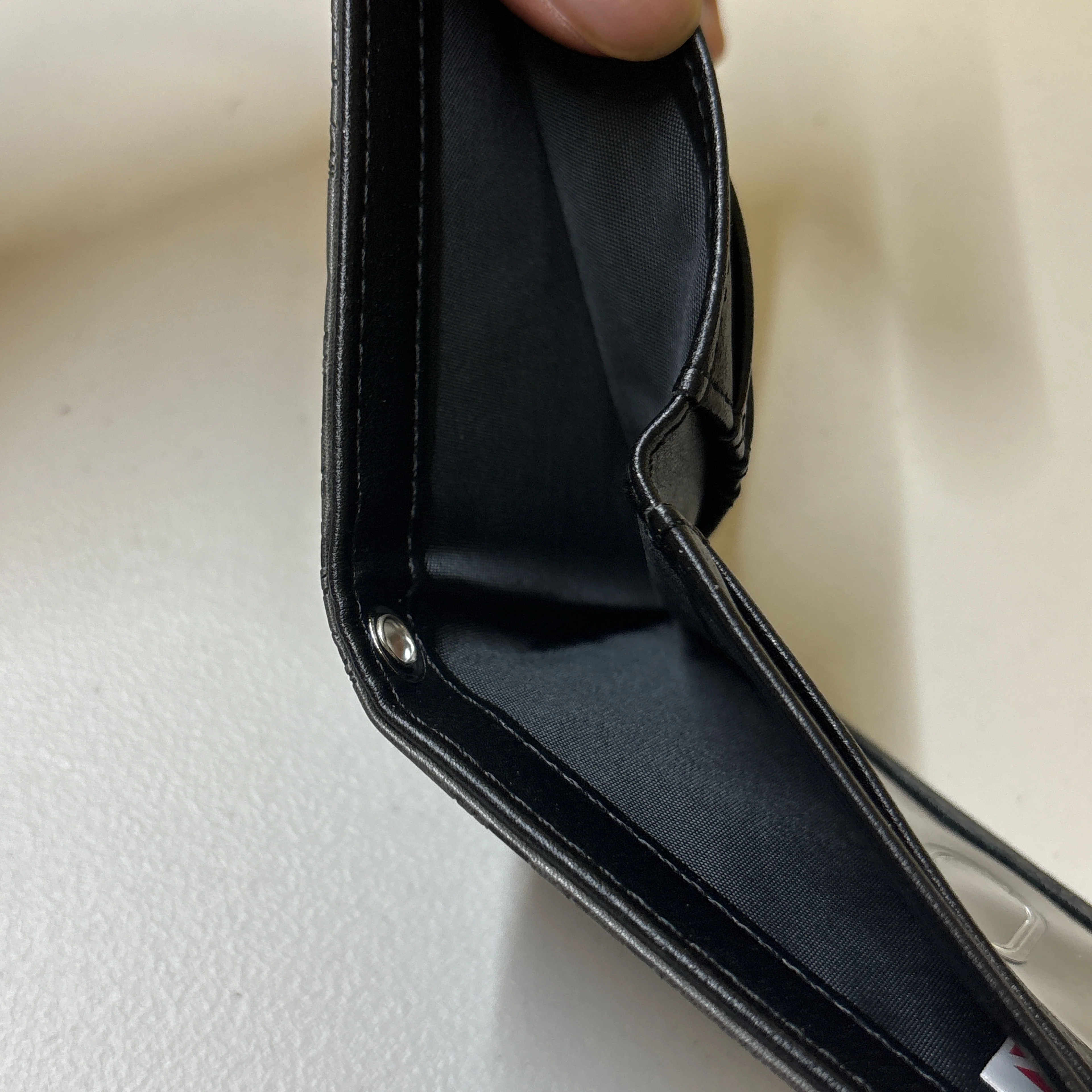 0136 - Engraved Skull Wallet - Image 4