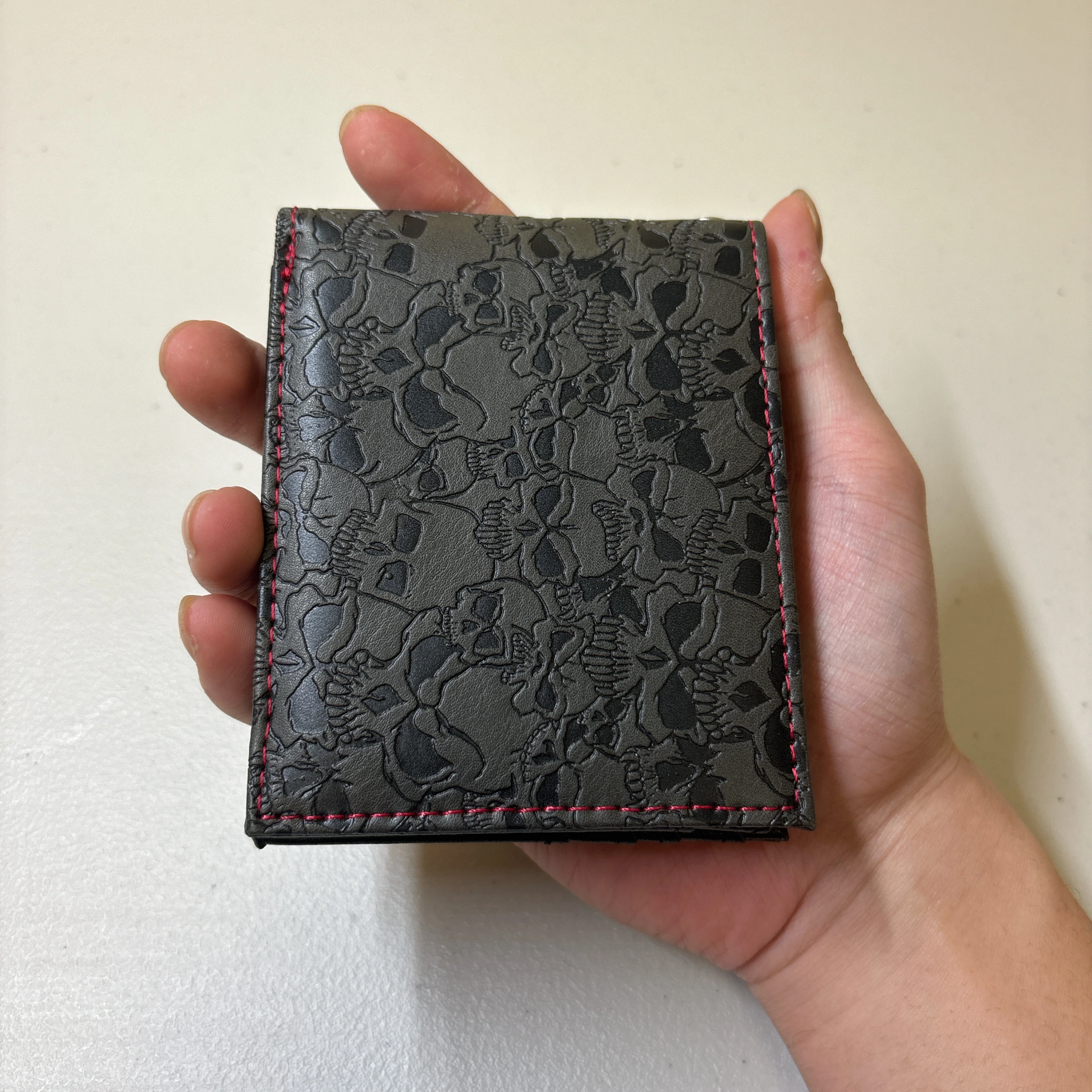 0136 - Engraved Skull Wallet - Image 6