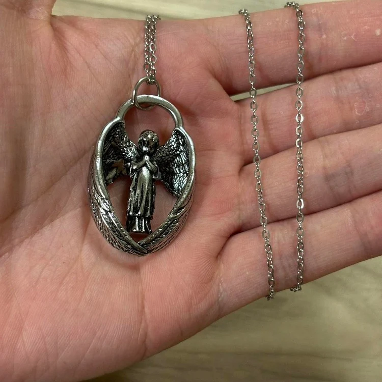 0199 - Angel Child Necklace - Image 3