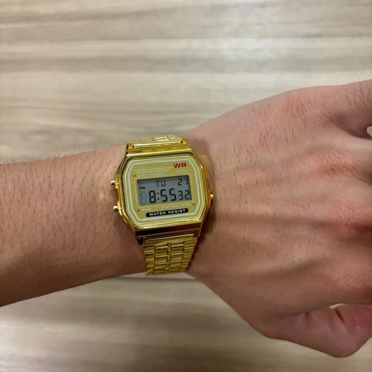0150 - Retro Square Gold Digital Watch - Image 3