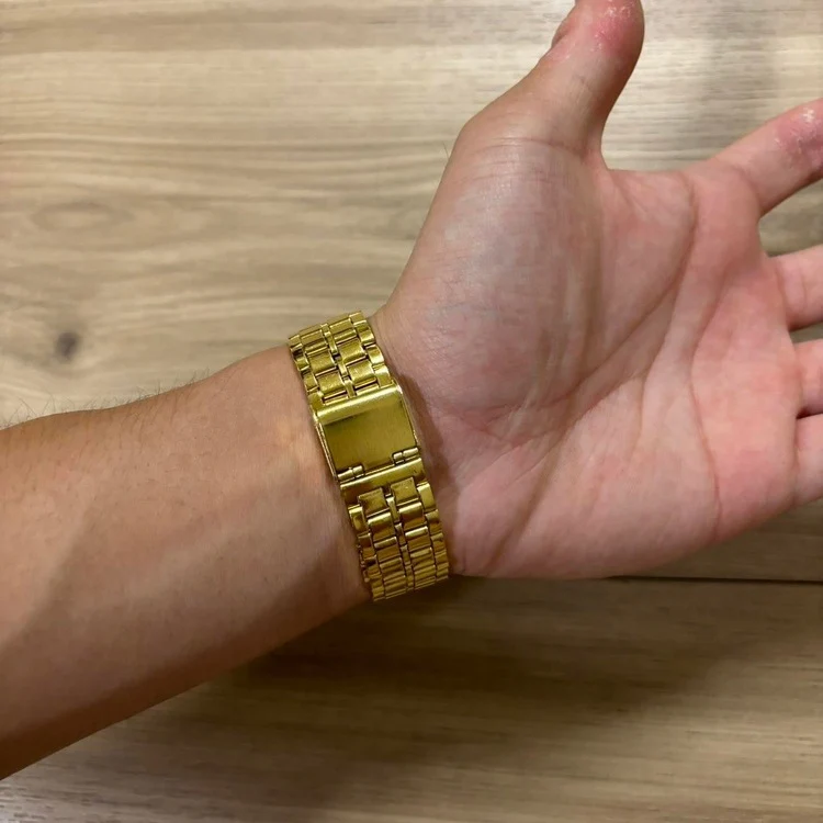 0150 - Retro Square Gold Digital Watch - Image 4
