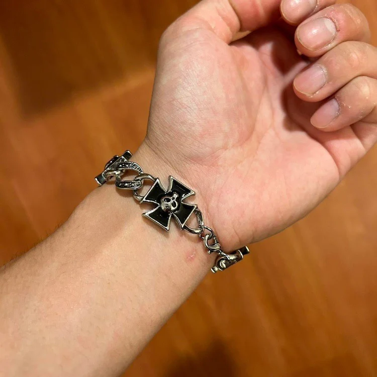 0228 - Black Cross Skull Bracelet - Image 3
