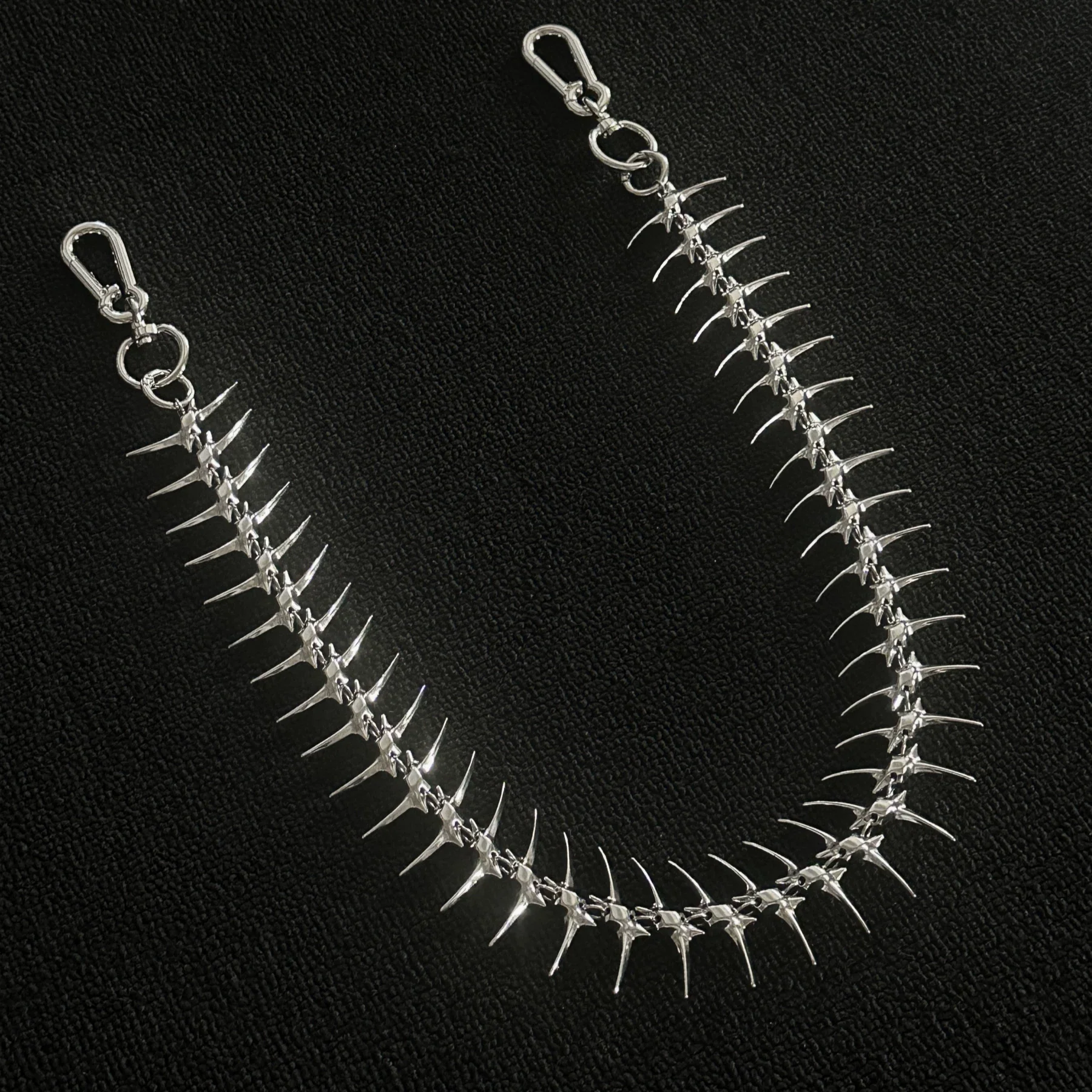 Skeleton Fishbone Wallet Chain - Image 5